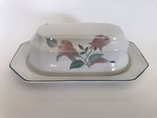 Vtg MIKASA Continental Butter Dish Covered Ivory/Pink Silk Flowers #F3003 Japan picture