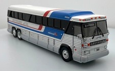 MCI MC-8 Coach: Greyhound AmeriCruiser 1:43 Hand-Built Scale Replica picture