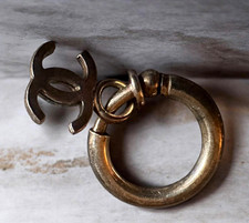 Vintage CHANEL Single Interlocking CC Logo Charm Hoop Earring Gold Tone Signed picture