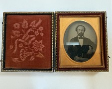 Antique 1850s-60s Sixth Plate Ambrotype Portrait Bearded Man Full Union Case picture