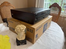 Sony CDP-C79ES CD player picture