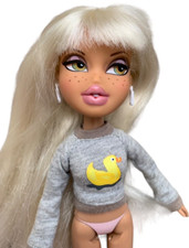 Bratz Doll TESSA Freckles Yellow Shoes Earrings Bangs Green Eyes Y2K HTF picture