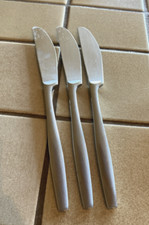 DANSK INT'L DESIGNS IHQ VARIATION V FINLAND SET OF 3 DINNER KNIVES 8-1/2