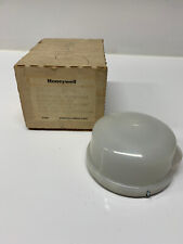 HONEYWELL T7018C 1046 NEW ELECTRONIC THERMOSTAT T7018C1046 picture