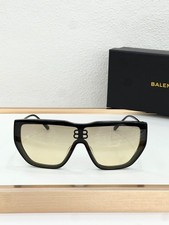Luxury Oversized Shield Sunglasses Black Thick Frame Gradient Lens Unisex picture