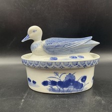 Vtg Blue & White Chinorserie Porcelain Duck Tureen/ Casserole 7 1/4” T, 9 1/2” L picture