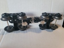 K-Line K5000-1X Plastic 4-Wheel Coupler Truck pair, 2 included in this lot picture