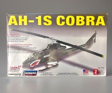 AH-1S Cobra Bell Helicopter Model Lindberg 71143 Pale Rider Textron 1:48 2007 picture