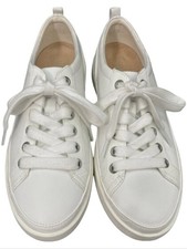 Vionic Winny leather sneakers in white, size 6.5 picture