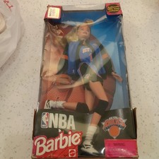 VintageNBA NEW YORK KNICKS BLONDE BARBIE OFFICIAL LICENSED PRODUCT 1998 MATTEL picture