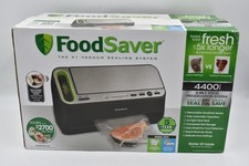 FoodSaver V4400 2-in-1 Vacuum Sealer Machine with Automatic Vacuum Open Box picture