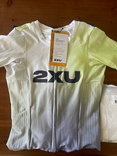 2XU Light Speed React Men’s Short Sleeve Trisuit Triathlon Suit Size S MATCHA/IN picture