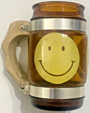 1980's Vintage Amber Smiley Have A Nice Day Drink Mug picture