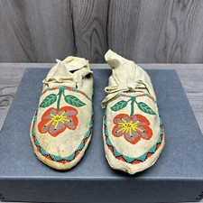 Antique Circa 1900 Northern Plains Beaded Moccasins Teal Orange Flower original picture