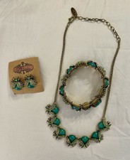 Dare To Plunder Matching Necklace Bracelet Earrings picture