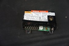 Honeywell S8610U Universal Intermittent Pilot Ignition Control Module S8610U3009 picture