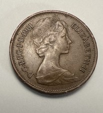 Elizabeth II Rare 1981 2 New Pence Coin Great Britain United Kingdom picture