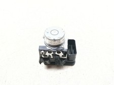 17-25 Triumph Street Scrambler 900 ABS Pump Module picture