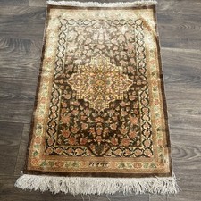 Indian Kashmiri Pure Silk Rug 2x3 , Floral Design, Very Fine 380 KPSI, Flowers picture