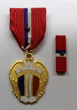 WWII Philippine Liberation Military Medal and RIBBON with STAR picture