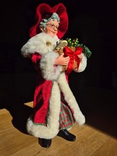 Possible Dreams Clothtique Basket of Cheer Santa 71022 Vintage 2004 picture