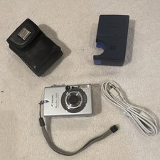 Canon PowerShot S410 Digital ELPH 4.0MP 3x/4x Zoom Silver w/ Case Charger picture