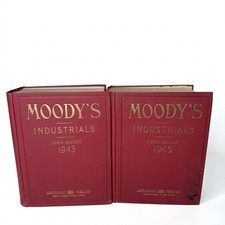 Vintage 1943 1945 Moodys Industrials 2 Vol Set American & Foreign Hardcover picture