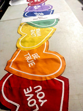 Envogue Table Runner Printed & Embroidered Candy Hearts 14