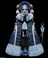 Monster High Fang Vote Abbey Bominable in Shipper in Hand picture