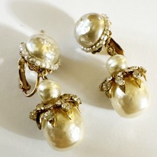 Vintage Signed MIRIAM HASKELL Chandelier Clip On Earrings Rhinestones Dangle picture
