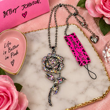 Betsey Johnson NWT Rhinestone Rose Pendant Necklace Statement Floral Y2K picture