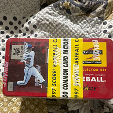 Pinnacle 1997 Score MLB Baseball Factory Sealed Box Set 550 Cards Vintage picture