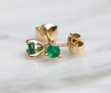 18k Colombian Real Emerald Dark Green Natural Emerald Gold Earrings Stud picture