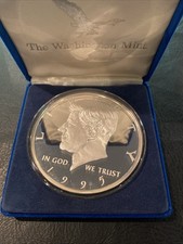 1995 Kennedy Silver 1/2 Lb. Round Washington Mint.999  8oz picture
