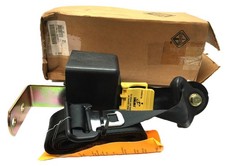 International Seat Belt Assembly 1684505C3 NOS picture