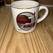 USFL JACKSONVILLE FLORIDA BULLS PRO FOOTBALL TEAM 1983  CERAMIC COFFEE MUG RARE picture