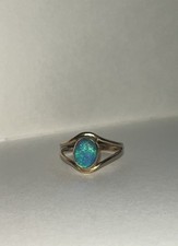 14k Yellow Gold Oval Blue/Green Opal Bezel Set Ring Size 5 picture