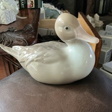 Vintage Retired Lladró Patita Mimosa Duck Figurine (Model 1056) picture