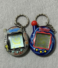 Vintage Bandai Tamagotchi Connection V3 Graffiti V4 Blue Spiral Working Lot 2 picture