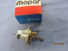 NOS 1972 Charger GTX R-Runner Imperial W/400 440 Mopar Vacuum Advance #3656310 picture