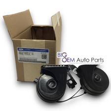 OEM New 2024-2026 Ford Mustang Dual Note Electric Horn Assembly PR3Z-13832-A picture