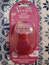 2 Gillette Venus Mini Extra Smooth 5-Blade Compact Cartridge Razor Pink Women's picture