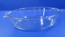JAJ English Pyrex Glass Casserole Baking Dish #128-11 Holds 2.5 Litres 32 x 23cm picture