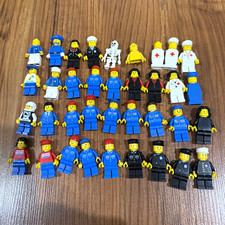 LEGO Minifigures vintage lot 1980s 1990s town, space, doctors, exxon 35 figures picture