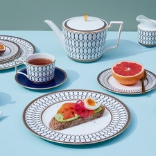 Wedgwood Renaissance Gold 5-Piecce Dinnerware Set-williamssonoma|42047 picture
