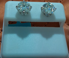 Stunning 4ct Real Moissanite Stud Earrings picture
