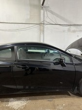 Used Front Right Door Assembly Front fits: 2015 Honda Civic electric Cpe w/AC Fr picture