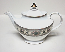 VTG ROYAL DOULTON BONE CHINA LONGWOOD PATTERN TEAPOT H2550 1993 - MINT picture