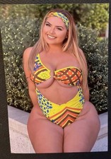 Photo Hot Sexy Beautiful Buxom BBW Woman In Bikini Showing Cleavage 4x6 Picture picture