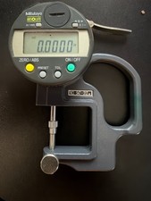 Mitutoyo Absolute Digital Indicator/Thickness Gauge  543-272BS and 547-312 picture